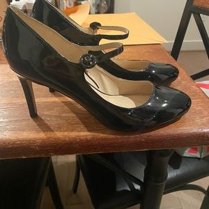 Nine West Mary Jane Patent Leather Pumps — Never Worn!